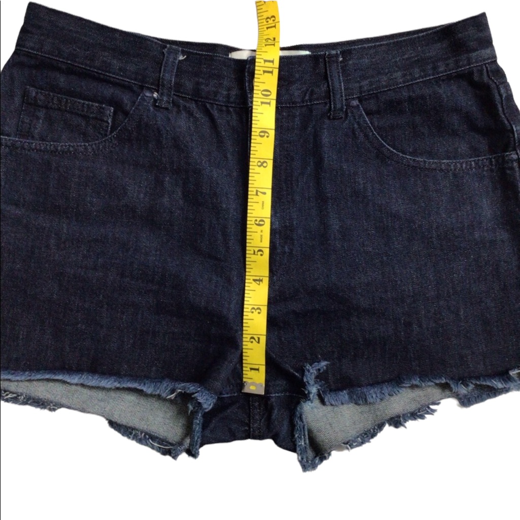 Marques'almeida X Topshop Dark Wash Frayed Hem Denim Shorts Size 6 — image 6 of 8